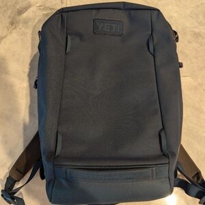 Yeti Crossroads 22L Backpack